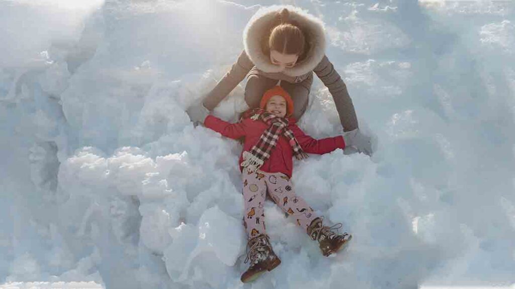 Hóangyal - Írók és Olvasók